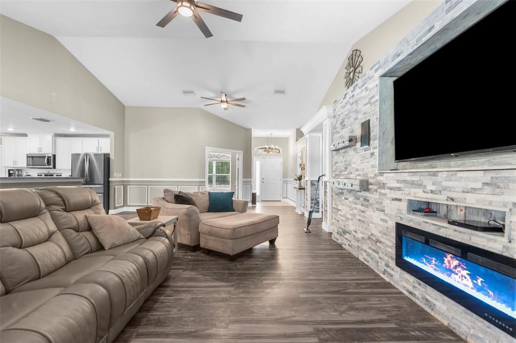 На продажу: $699,999 (5 спален, 3 ванн, 3000 Квадратных фут)