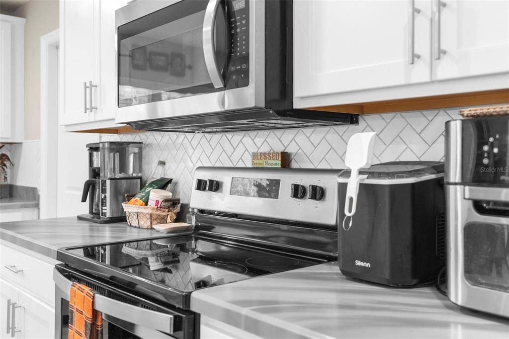 На продажу: $699,999 (5 спален, 3 ванн, 3000 Квадратных фут)