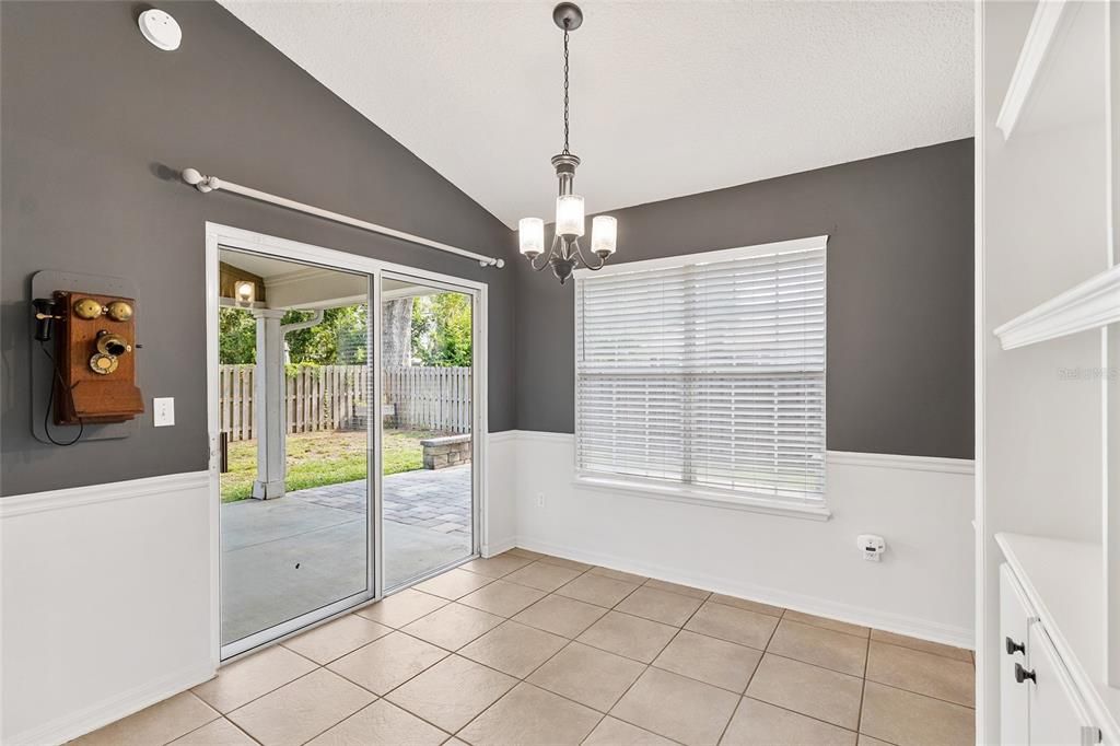 For Sale: $369,900 (3 beds, 2 baths, 1570 Square Feet)