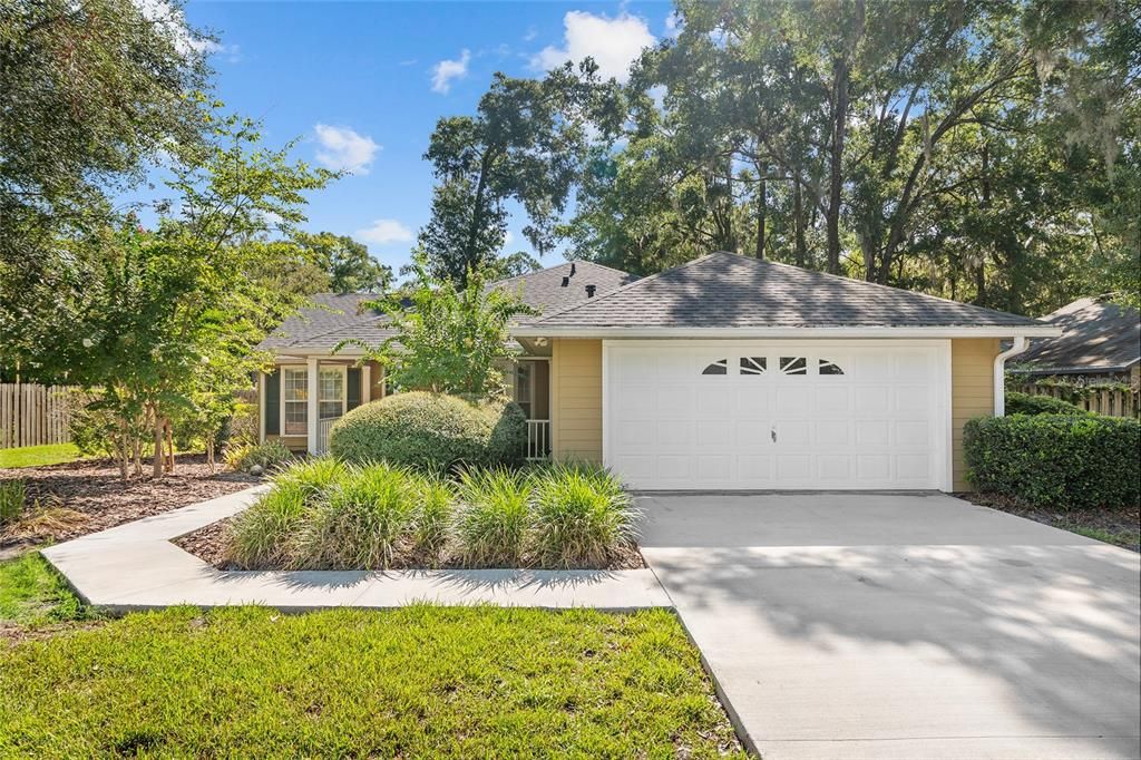 For Sale: $369,900 (3 beds, 2 baths, 1570 Square Feet)