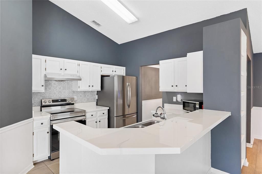 For Sale: $369,900 (3 beds, 2 baths, 1570 Square Feet)