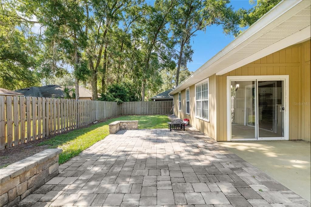 For Sale: $369,900 (3 beds, 2 baths, 1570 Square Feet)