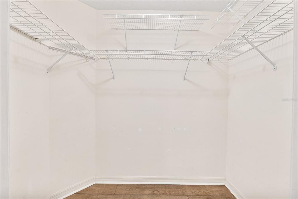 For Sale: $369,900 (3 beds, 2 baths, 1570 Square Feet)