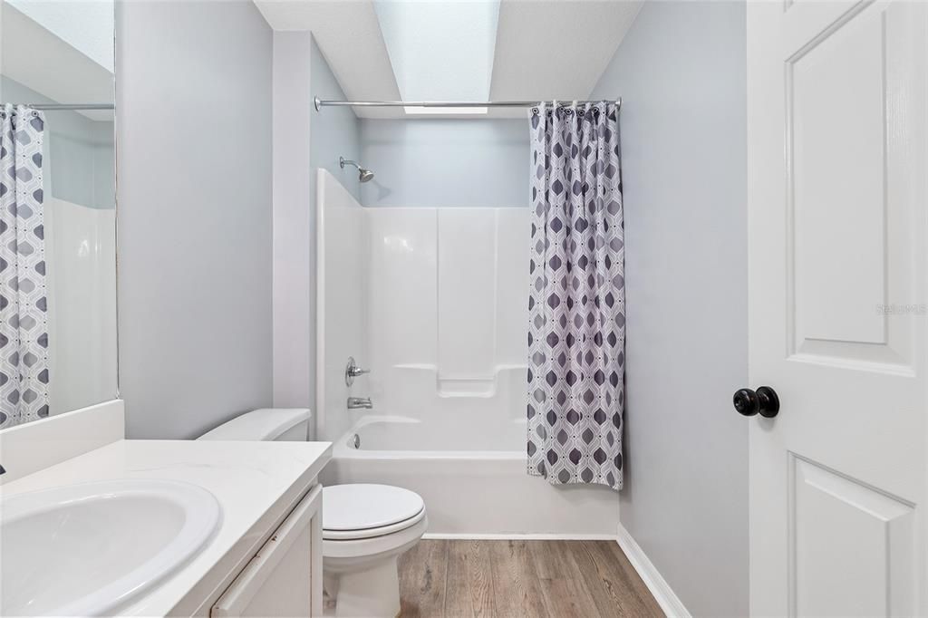 For Sale: $369,900 (3 beds, 2 baths, 1570 Square Feet)