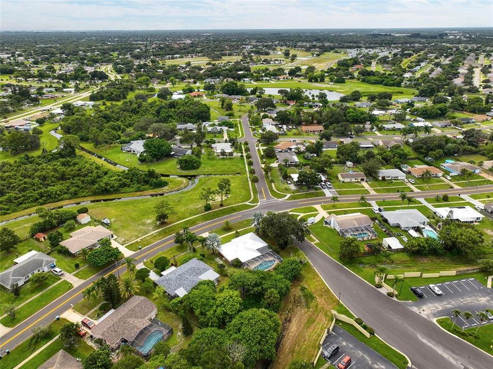 For Sale: $319,500 (3 beds, 2 baths, 1677 Square Feet)