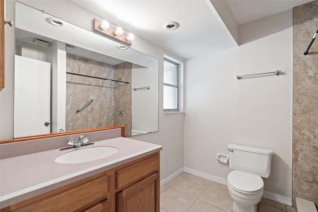 For Sale: $319,500 (3 beds, 2 baths, 1677 Square Feet)