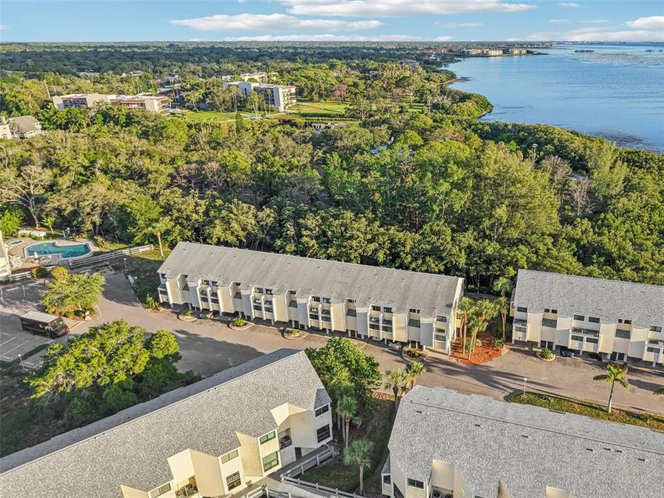 For Sale: $270,000 (2 beds, 2 baths, 1170 Square Feet)