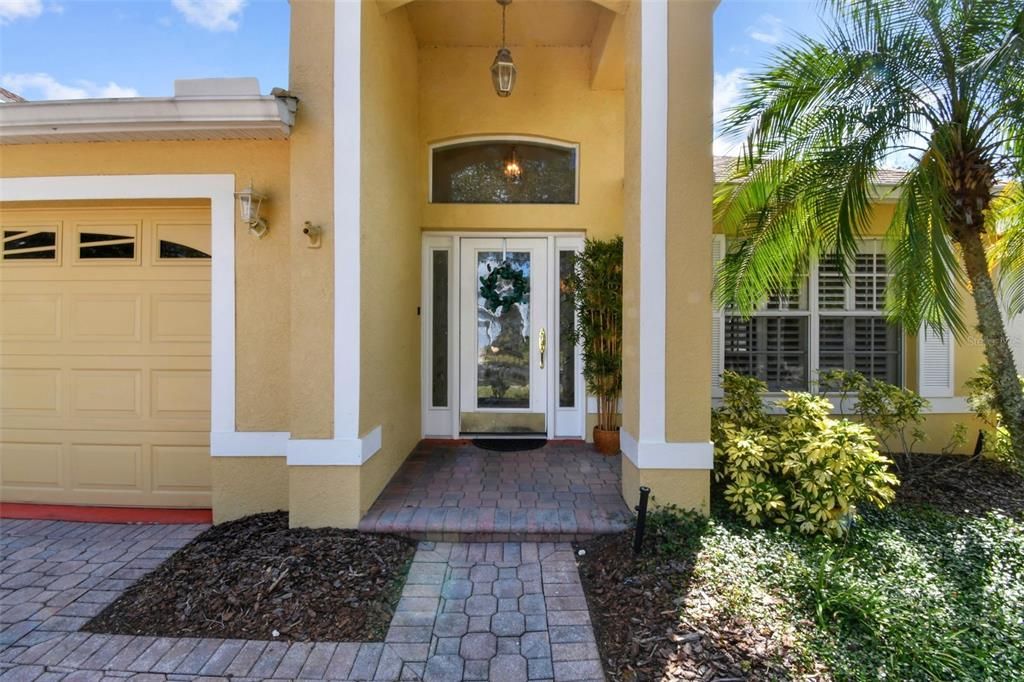 For Sale: $480,000 (3 beds, 2 baths, 2074 Square Feet)