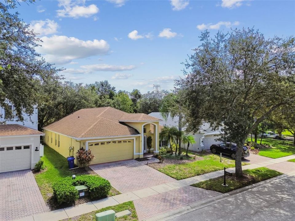 For Sale: $480,000 (3 beds, 2 baths, 2074 Square Feet)
