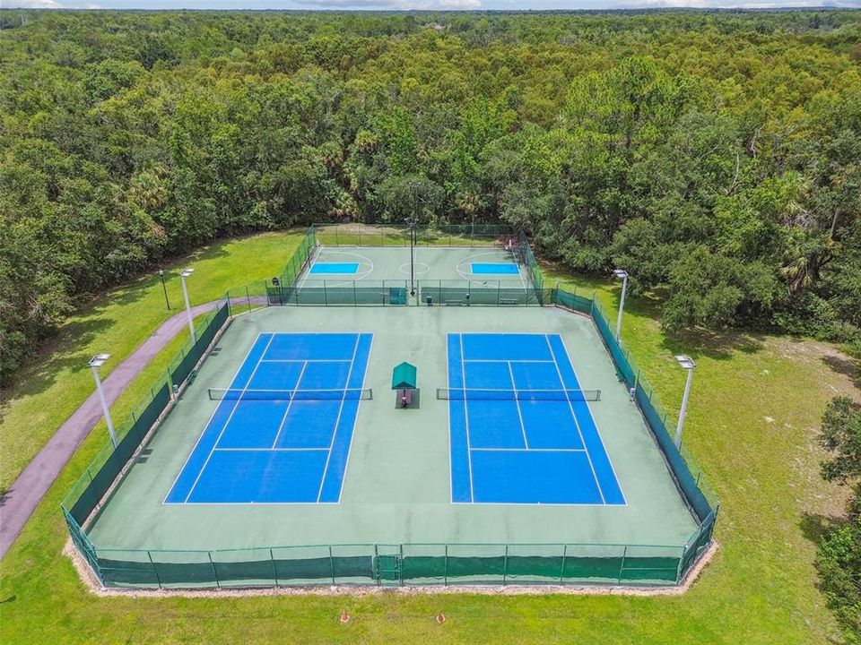 For Sale: $480,000 (3 beds, 2 baths, 2074 Square Feet)