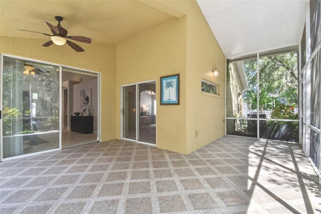For Sale: $480,000 (3 beds, 2 baths, 2074 Square Feet)