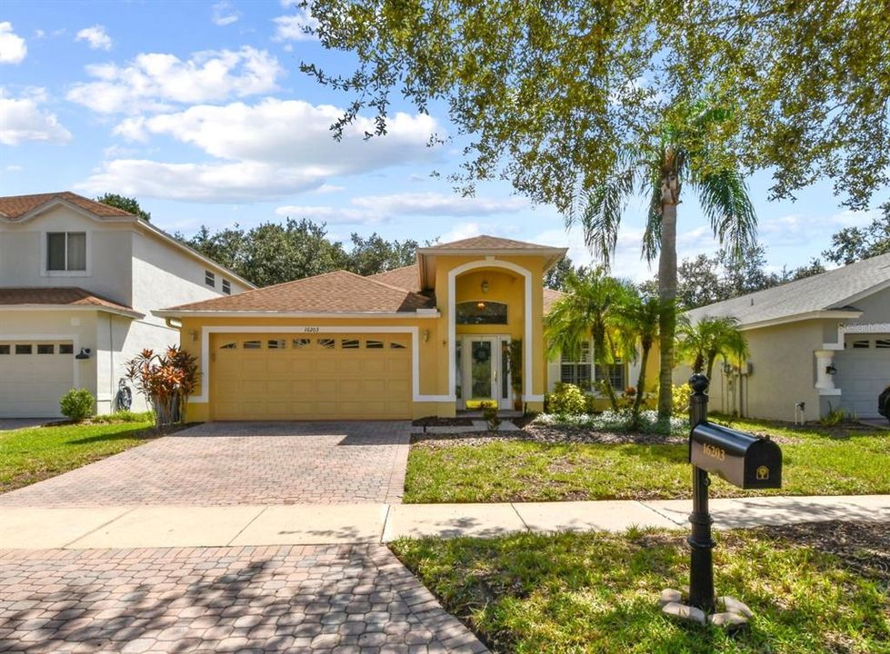 For Sale: $480,000 (3 beds, 2 baths, 2074 Square Feet)