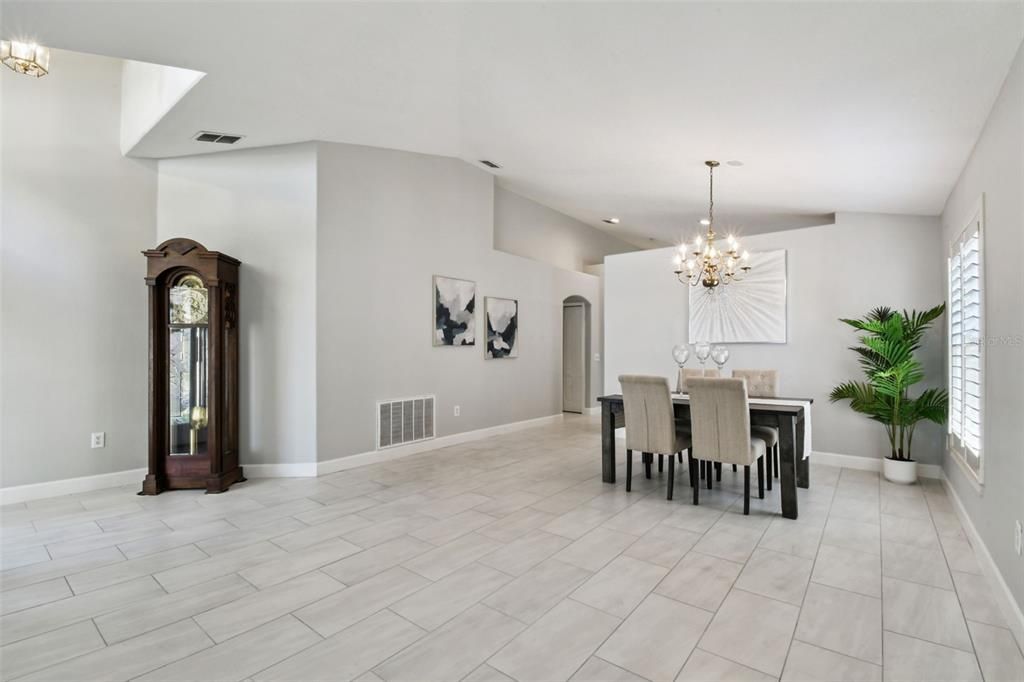 For Sale: $480,000 (3 beds, 2 baths, 2074 Square Feet)