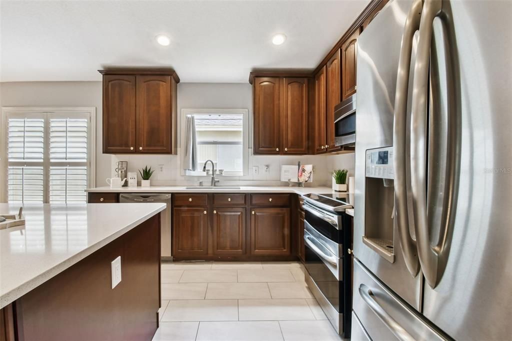 For Sale: $480,000 (3 beds, 2 baths, 2074 Square Feet)