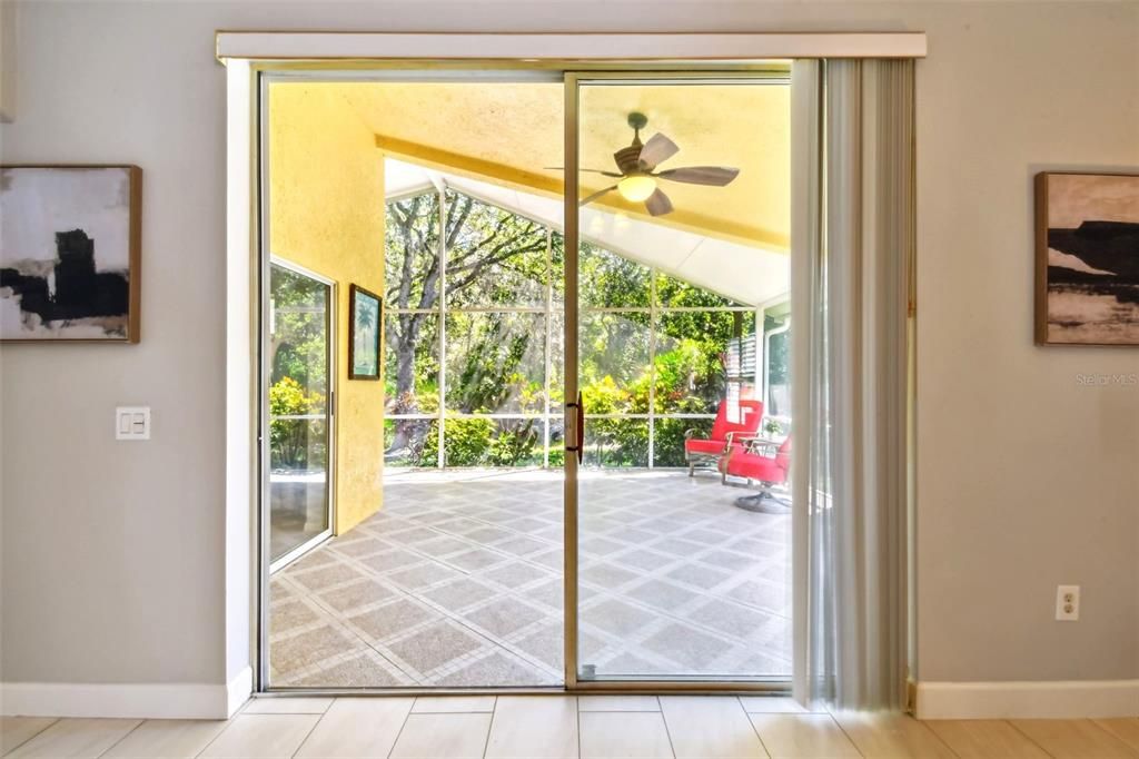 For Sale: $480,000 (3 beds, 2 baths, 2074 Square Feet)