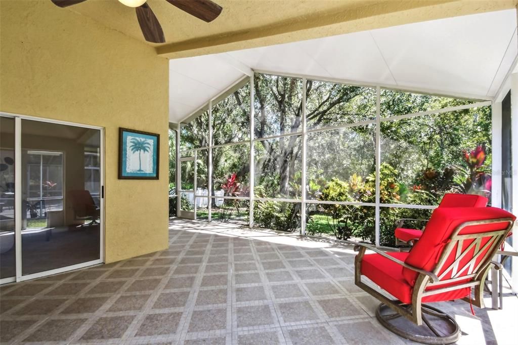 For Sale: $480,000 (3 beds, 2 baths, 2074 Square Feet)