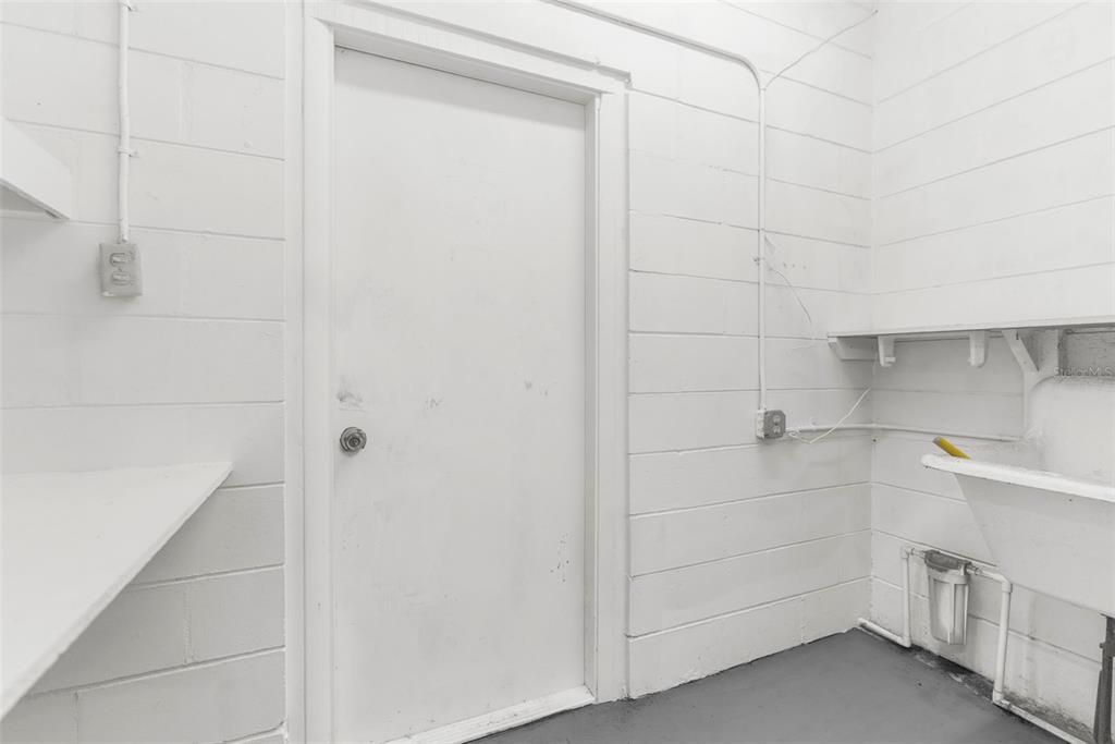 На продажу: $650,000 (2 спален, 2 ванн, 1110 Квадратных фут)