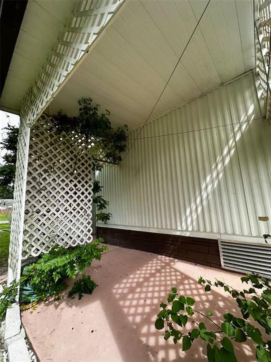 待售: $115,000 (2 贝兹, 2 浴室, 805 平方英尺)