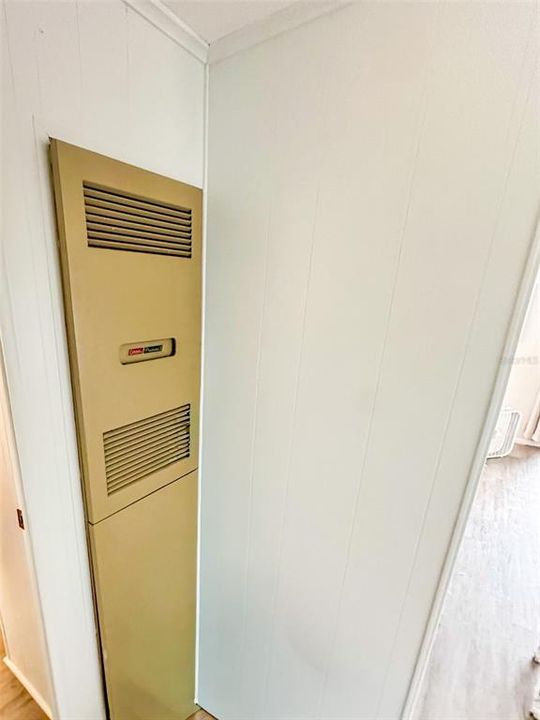 待售: $115,000 (2 贝兹, 2 浴室, 805 平方英尺)