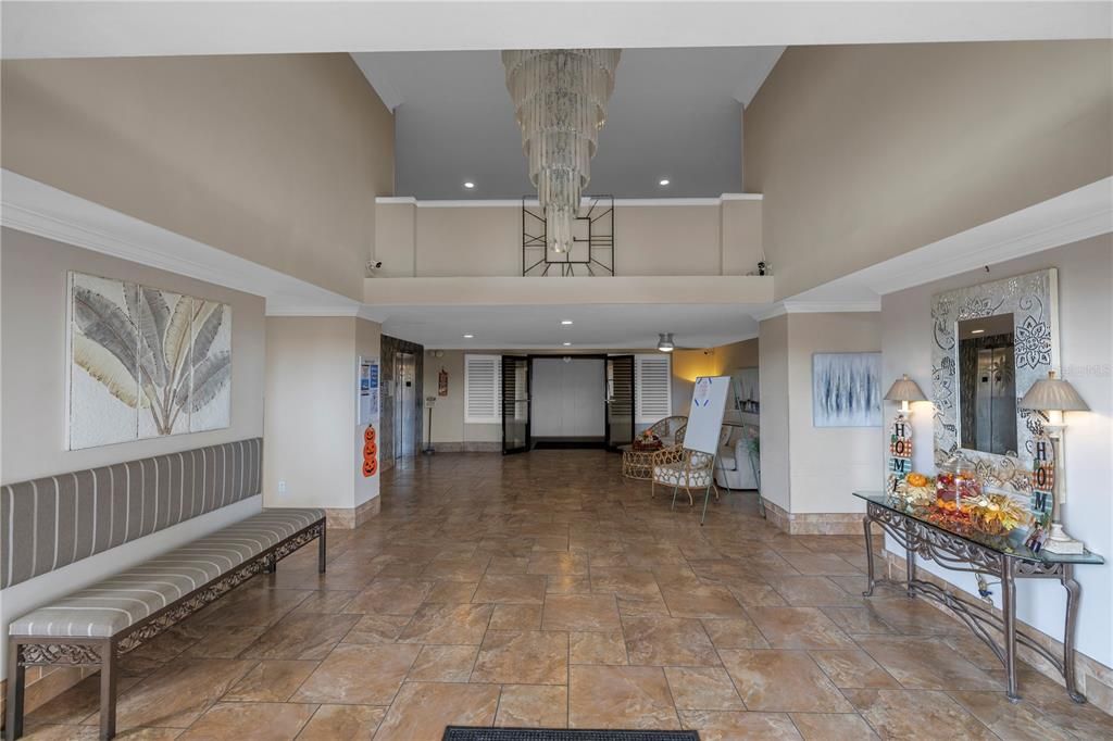 For Sale: $472,000 (2 beds, 2 baths, 1700 Square Feet)