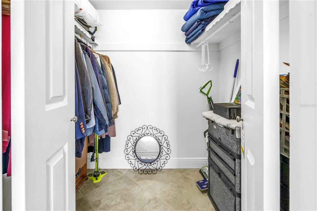 For Sale: $472,000 (2 beds, 2 baths, 1700 Square Feet)