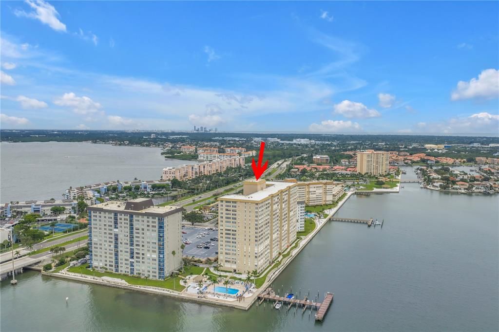 For Sale: $472,000 (2 beds, 2 baths, 1700 Square Feet)