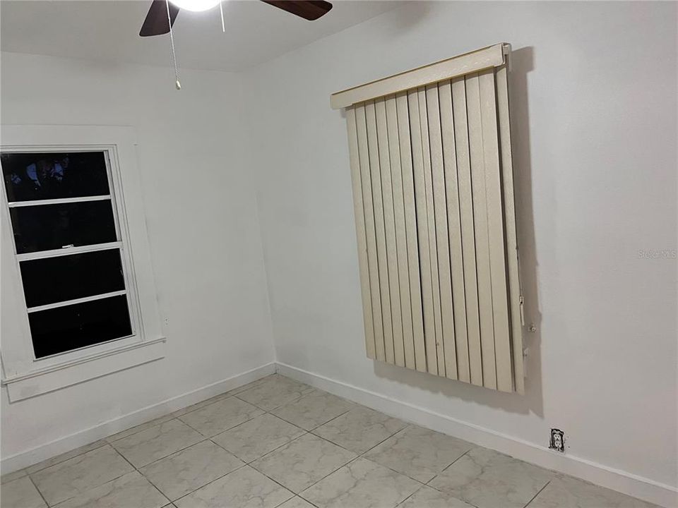 En Venta: $269,900 (2 camas, 1 baños, 940 Pies cuadrados)