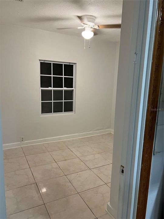 En Venta: $269,900 (2 camas, 1 baños, 940 Pies cuadrados)