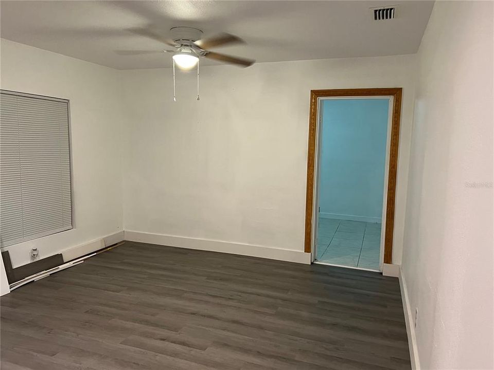 En Venta: $269,900 (2 camas, 1 baños, 940 Pies cuadrados)