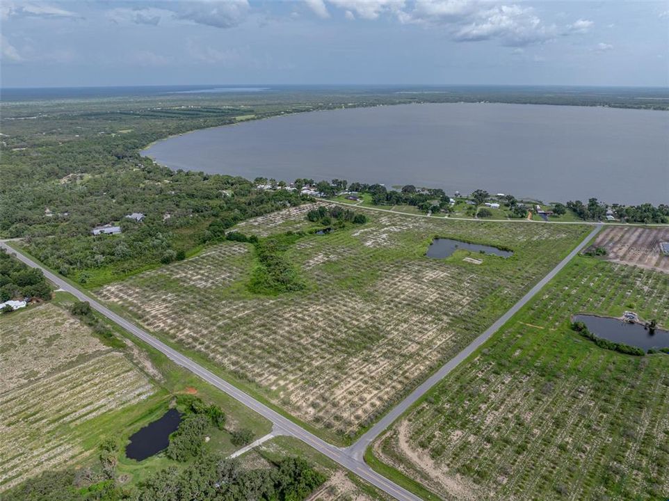 На продажу: $182,500 (6.44 acres)