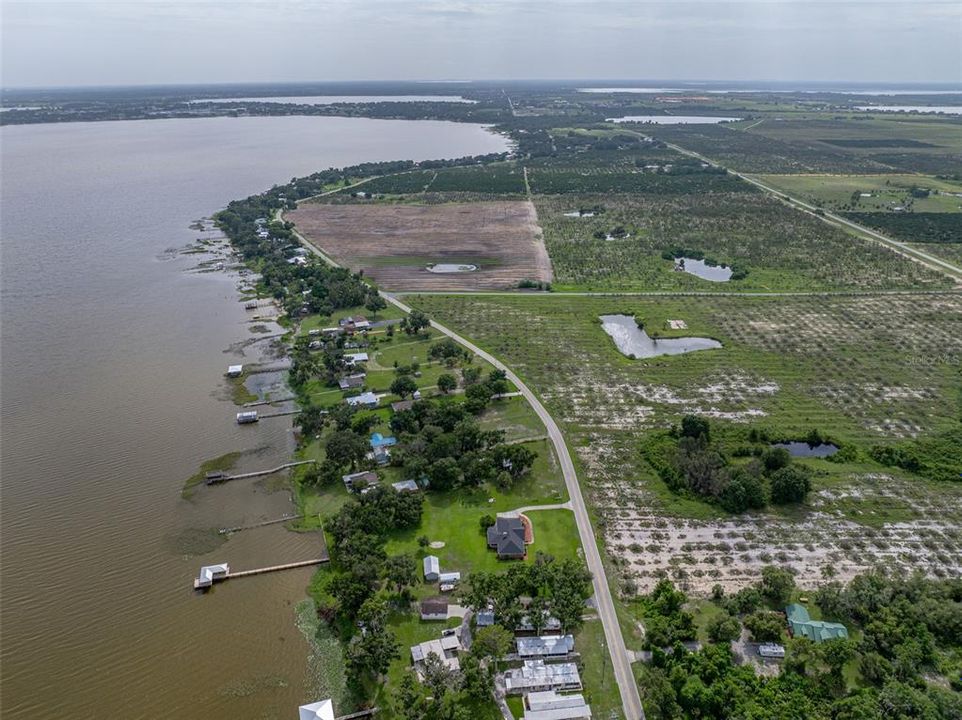 На продажу: $182,500 (6.44 acres)