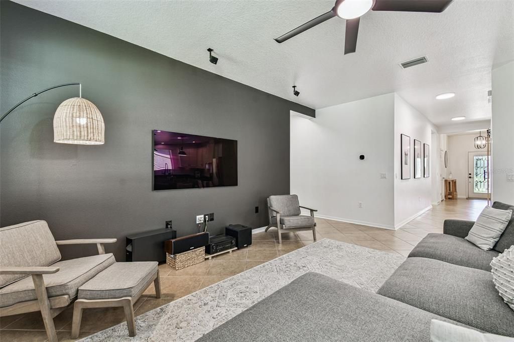 For Sale: $414,900 (4 beds, 2 baths, 1858 Square Feet)