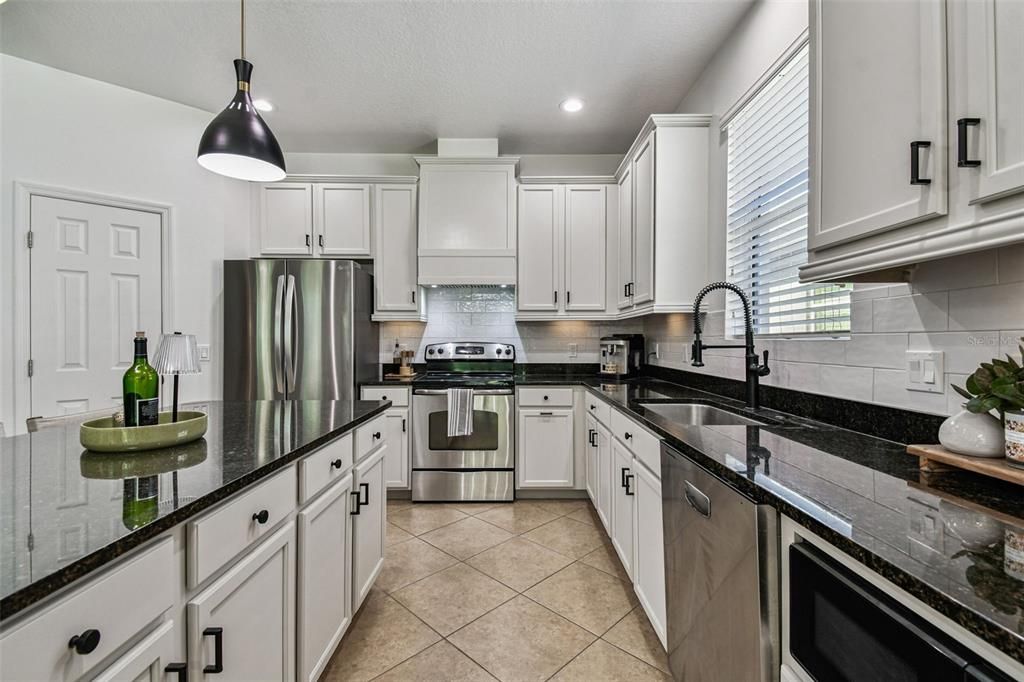 For Sale: $414,900 (4 beds, 2 baths, 1858 Square Feet)