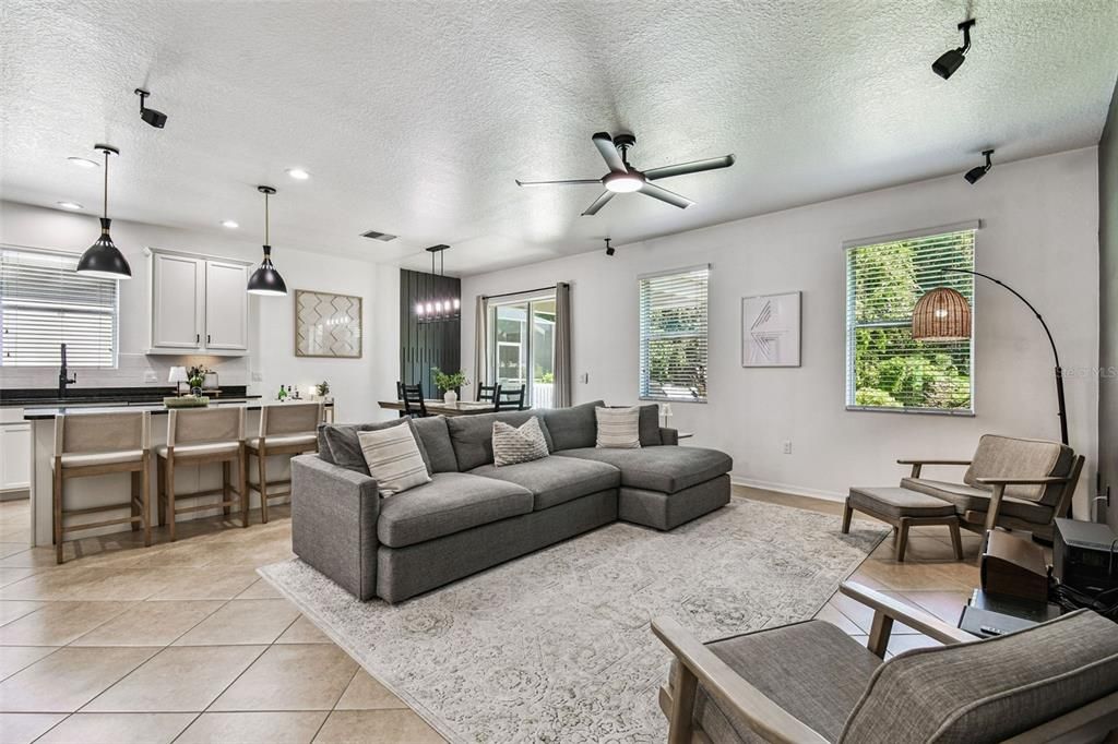 For Sale: $414,900 (4 beds, 2 baths, 1858 Square Feet)