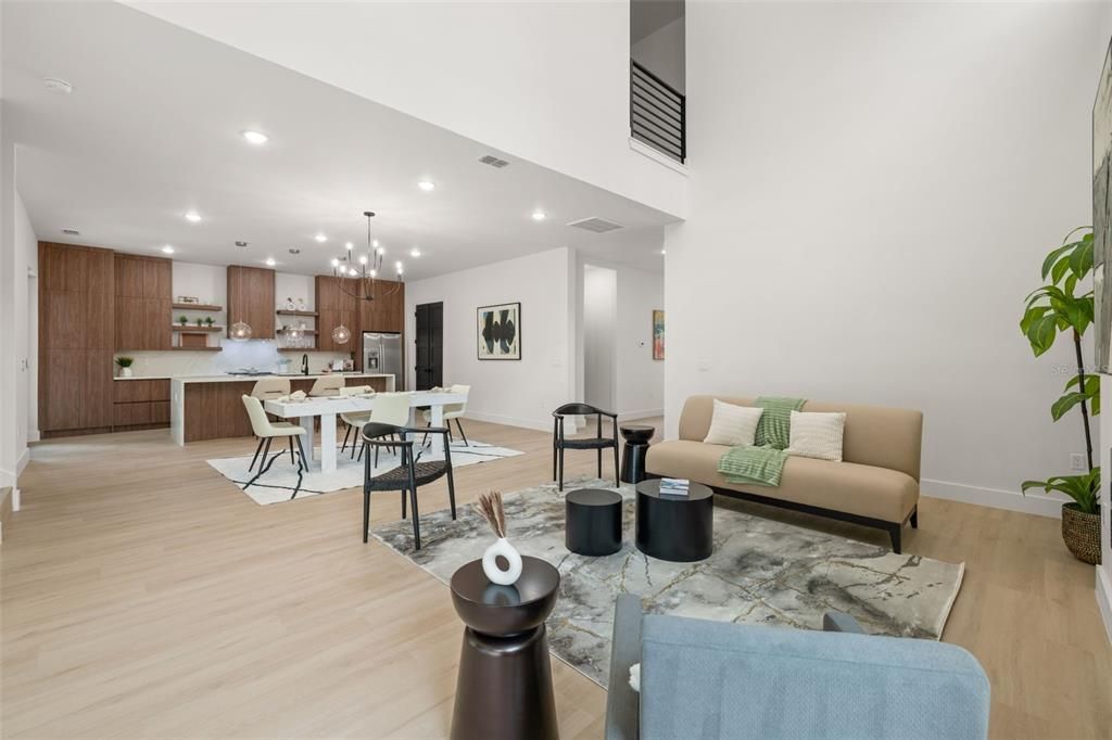 Под контрактом: $1,100,000 (4 спален, 3 ванн, 3098 Квадратных фут)