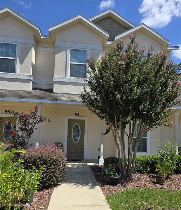 Vendido Recientemente: $249,000 (3 camas, 2 baños, 1499 Pies cuadrados)