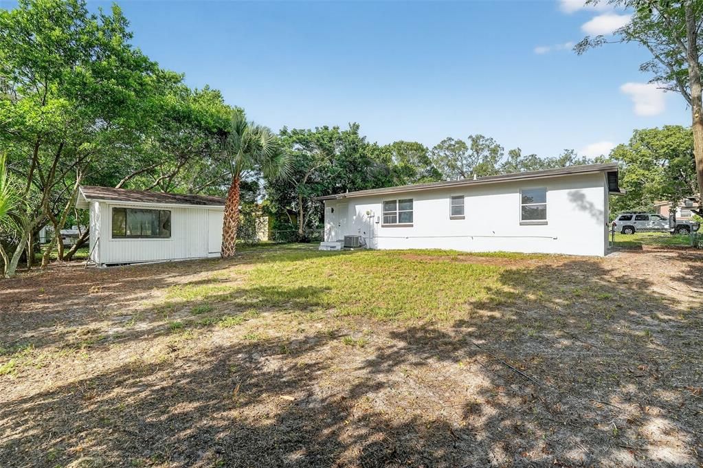 Под контрактом: $205,000 (2 спален, 1 ванн, 874 Квадратных фут)