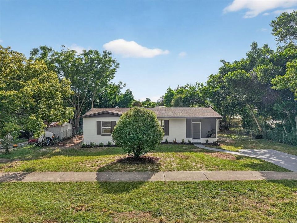 Под контрактом: $205,000 (2 спален, 1 ванн, 874 Квадратных фут)