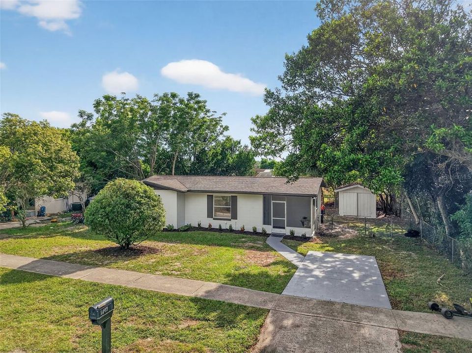 Под контрактом: $205,000 (2 спален, 1 ванн, 874 Квадратных фут)