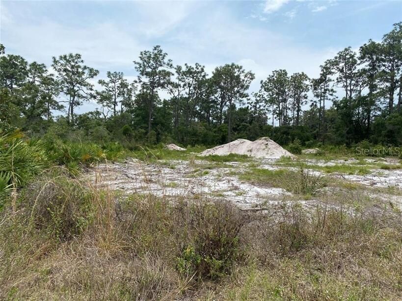 待售: $34,900 (0.54 acres)