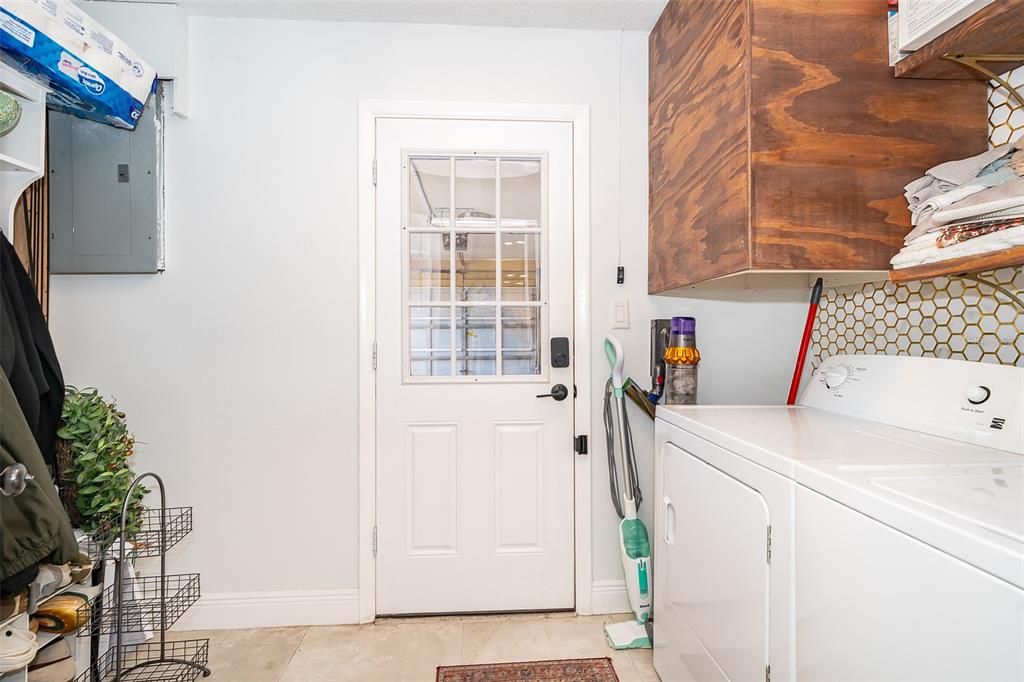 En Venta: $300,000 (3 camas, 2 baños, 1486 Pies cuadrados)