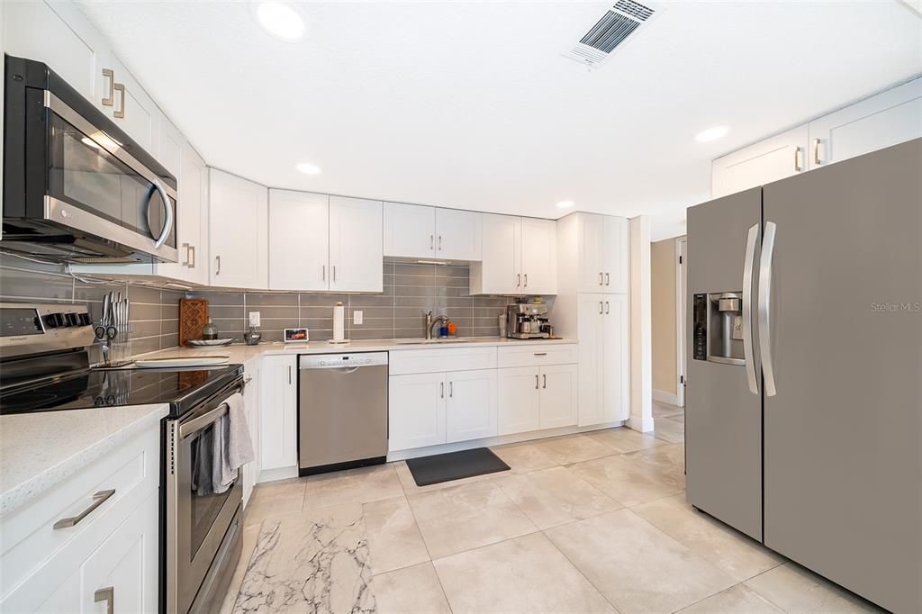 En Venta: $300,000 (3 camas, 2 baños, 1486 Pies cuadrados)