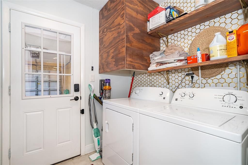 En Venta: $300,000 (3 camas, 2 baños, 1486 Pies cuadrados)