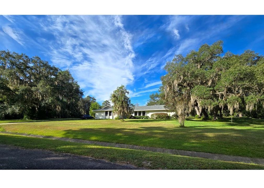 Недавно продано: $399,780 (2 спален, 2 ванн, 1873 Квадратных фут)