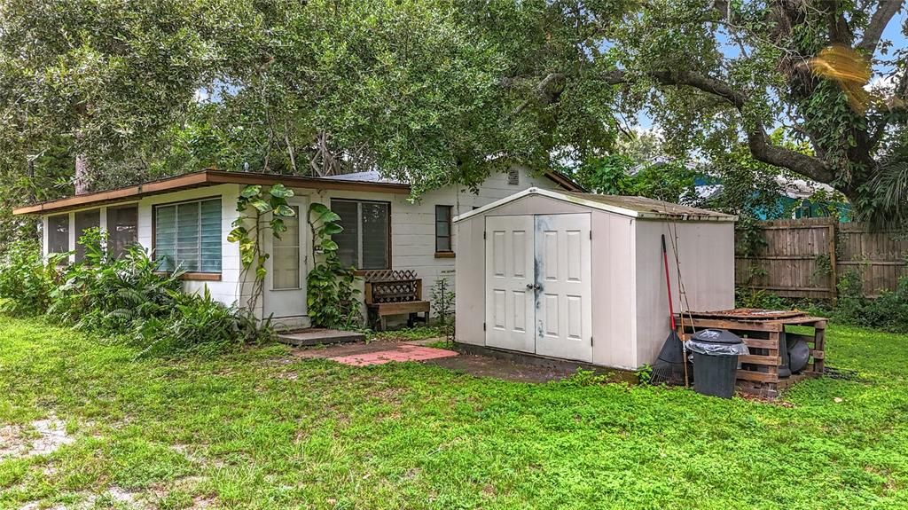 En Venta: $399,000 (0.46 acres)