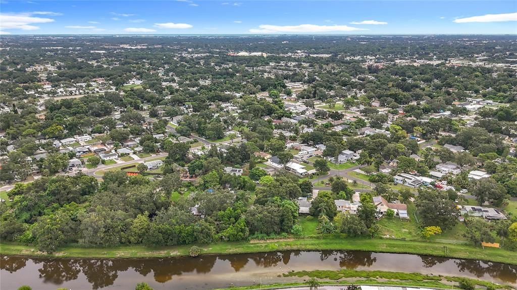 En Venta: $399,000 (0.46 acres)