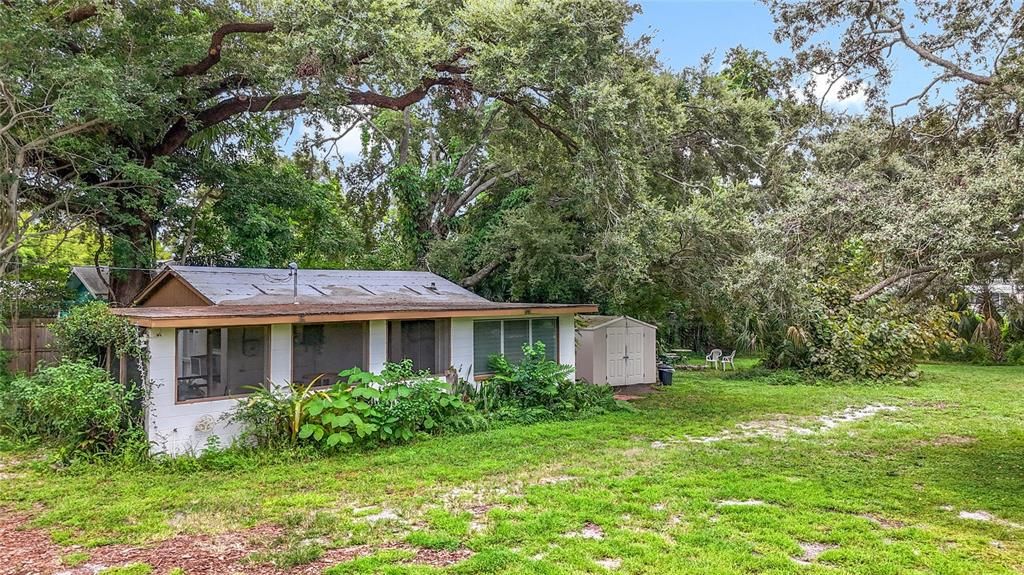 En Venta: $399,000 (0.46 acres)