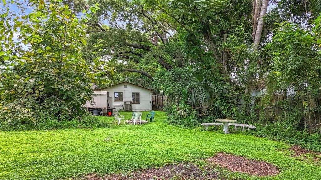 En Venta: $399,000 (0.46 acres)