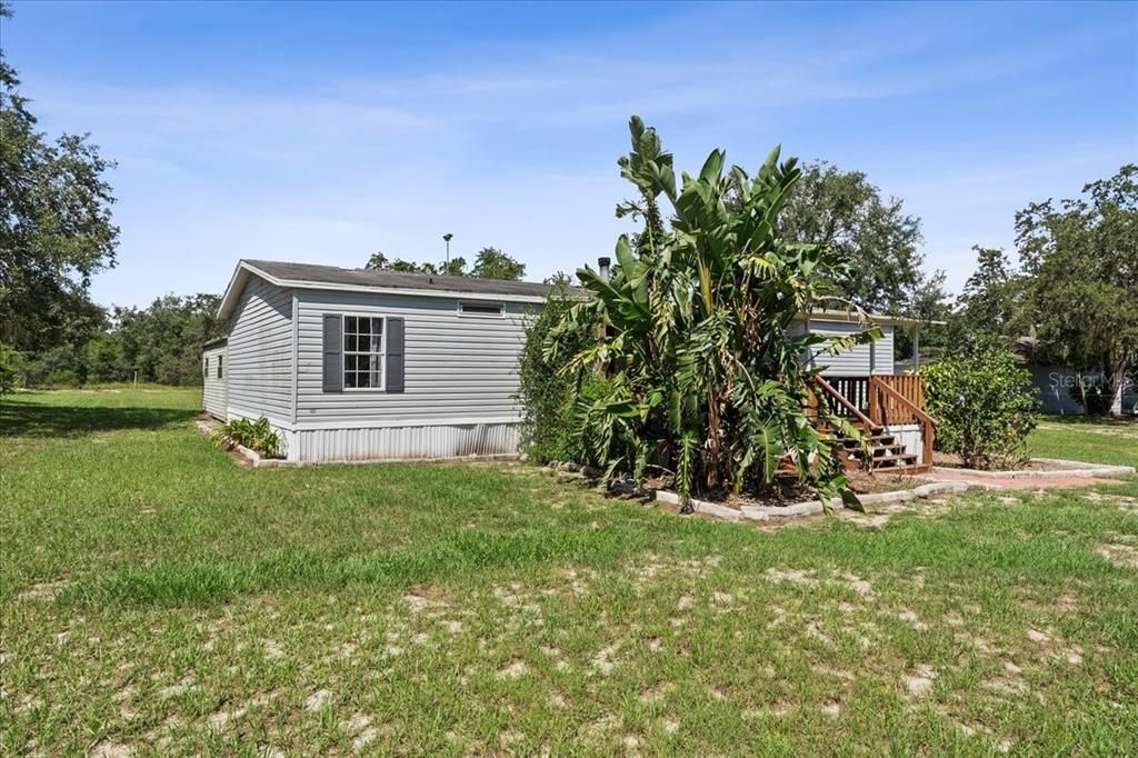 合同活跃: $199,000 (3 贝兹, 2 浴室, 1512 平方英尺)