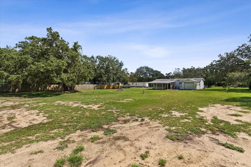 合同活跃: $199,000 (3 贝兹, 2 浴室, 1512 平方英尺)